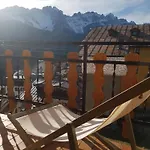 Comelico Dolomiti 公寓 *