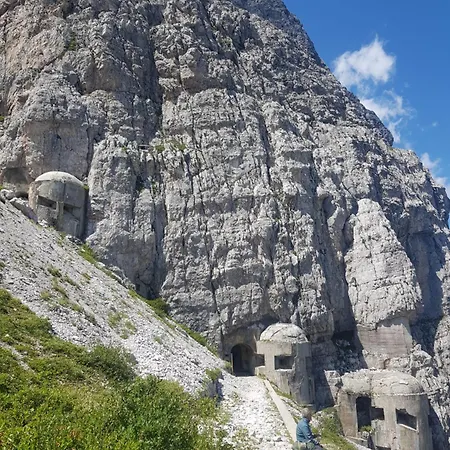 Comelico Dolomiti 아파트 *