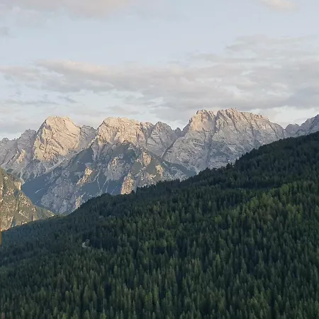 Comelico Dolomiti Apartamento *